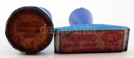 2 db műanyag pecsétnyomó(KÖZÉRT, Polgári Védelmi és Iparszervezési Osztály, Csepel)