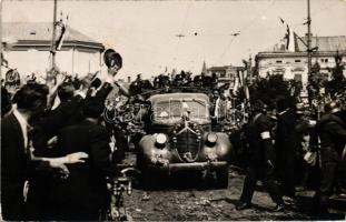 Nagyvárad, Bevonulás, csendőrök / entry of the Hungarian troops, gendarms; original photo 'Nagyvárad visszarért' So. Stpl