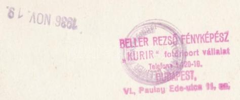 1936. november 19. Bp., Horthy Miklós(1868-1957) kormányzó a Bécsi kapu téren a Várban, Beller Rezső...