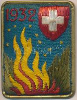 Svájc 1932. Hímzett címeres kitűző (42x33mm) T:2 Switzerland 1932. Embroidered pin with coat of arms (42x33mm) C:XF