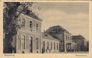 Nagykároly, vasútállomás / railway station