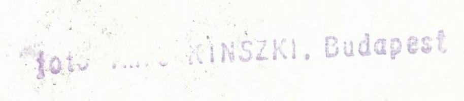 cca 1933 Kinszki Imre (1901-1945): Korán reggel, pecséttel jelzett vintage fotóművészeti alkotás, 10...