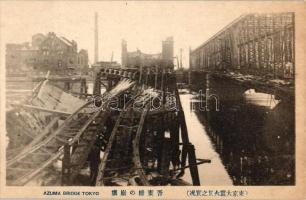 1923, Tokyo, The Great Kanto earthquake; Azuma bridge