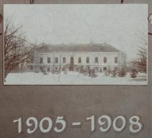 1908 A kassai magyar királyi vízmester iskola tanári kara és végzett növendékei, tablókép 45 nevesít...