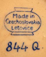 Letovice Art deco kisváza, Made in Czechoslovakia, kézzel festett, jelzett, apro lepattanással, 9cm