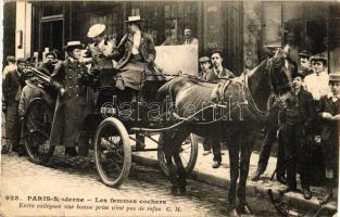 Paris, Moderne, Les femmes cochers / women carriage (b)