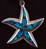 Opállal díszített tengeri csillag alakú ezüst(Ag) függő ezüst(Ag) láncon, jelzett, h: 45 cm, br: 12 ...