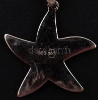 Opállal díszített tengeri csillag alakú ezüst(Ag) függő ezüst(Ag) láncon, jelzett, h: 45 cm, br: 12 ...