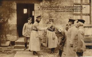 S. K. H. Kronprinz Wilhelm von Preussen trifft bei einem Generalkommando seiner Armee ein / meeting with commanders