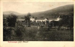 Nyitraszeg, Besztercsény-kastély / castle