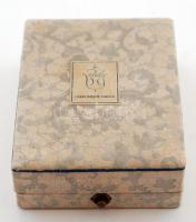 Réz filigrán díszítéses Nadja csehszlovák parfümös üvegcse szintetikus kő berakásokkal, saját dobozá...