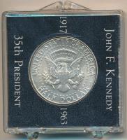 Amerikai Egyesült Államok 1964. 1/2$ Ag "Kennedy" T:1- patina
USA 1964. 1/2 Dollar Ag &quo...