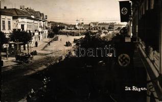 Szászrégen, Főtér, vissza So. Stpl / main square, military vehicles, photo