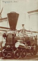 Az egyik első magyar gőzmozdony, a Derű modellje / Early Hungarian steam engine Derű photo