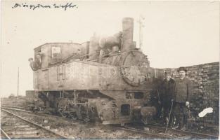 A Diósgyőri Vasgyár gőzmozdonya / steam engine in Diósgyőr's iron factory, photo