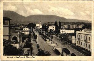 Tirana, Mussolini Boulevard, Hotel Gloria