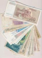 Jugoszlávia 1944-1994. 30db-os vegyes bankjegy tétel T:vegyes
Yugoslavia 1944-1994. 30pcs of banknot...
