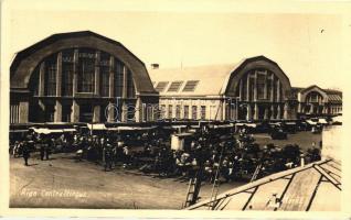 Riga, Centraltirgus / main market hall