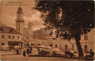 Besztercebánya, IV. Béla király tér, Lőwy Ferencz és Kohn József üzlete, piac; kiadja Machold F. / square, shops, market (EB)