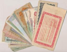 30db-os vegyes külföldi bankjegy tétel ázsiai országokból, közte Kína, Vietnam, Indonézia, Kazahsztá...