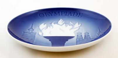Copenhagen Olympiade dísztányér sorozatból: Munich 1972. Levonóképes, jelzett, hibátlan, d: 18 cm