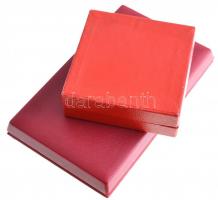 ~1970. "A Szocialista Kultúráért" zománcozott fém kitüntetés mellszalagon eredeti tokban +...