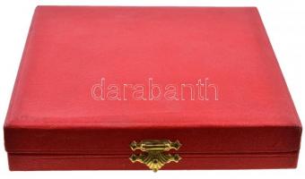 1976. "Szocialista országok I. tudományos diákköri konferenciája" kerámia plakett eredeti ...