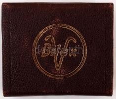 Bilux fénymérő műszer bőr tokban, hátlap sérült