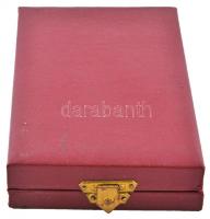 1964. "Munka Érdemrend" ezüst fokozata, zománcozott Br kitüntetés mellszalagon, miniatűrre...