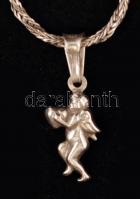 2 db ezüst(Ag) nyaklánc, 3 db ezüst(Ag) karkötő, jelzettek, br: 37,2 g