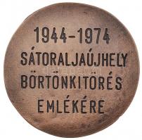 1974. "Sátoraljaújhely börtönkitörés emlékére 1944-1974" Br emlékérem eredeti dísztokban (...