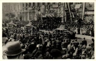 1940 Kolozsvár, bevonulás, tankok, Scherg üzlete 'Eviva Mussolini' / entry of the Hungarian troops, tanks, shop