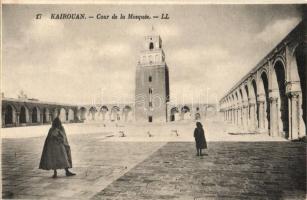 Kairouan, Mosque court yard (fl)
