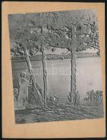 1935 Kerny István (1879-1963): Plasztikus fénykép a Balaton partjáról, a hátlap kartonon feliratozott, aláírt vintage fotó, 10x8,5 cm, karton 13x10 cm