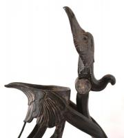 Antik, madarat mintázó szecessziós ón kiöntő, üveg belső nélkül, kis horpadással, elmozdulásokkal, j...