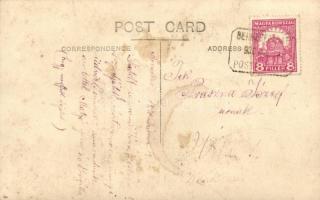 1930 Bernecebaráti, Matyó József alapítványa, kereszt a Szent Imre év emlékére; a képen Matyó József...