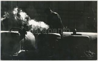 cca 1970 Koska György: Akit a mozdony füstje megcsapott, feliratozott fotóművészeti alkotás, 15x24 cm
