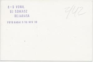 1990 Budapest, várostörténeti fotó a használaton kívüli újpesti remízről, 9x14 cm