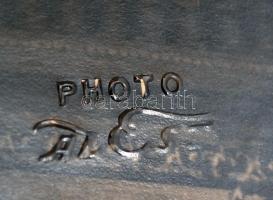 cca 1940 Horthy Miklós (1868-1957) kormányzó családja társaságában az Operában, Az Est Fotó, hidegpe...