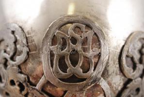 Ezüst (Ag.) kehely, talprész: tűz aranyozott, pótolt csiszolt lápisz lazúrit kövekkel díszített, pon...