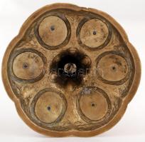 Ezüst (Ag.) kehely, talprész: tűz aranyozott, pótolt csiszolt lápisz lazúrit kövekkel díszített, pon...