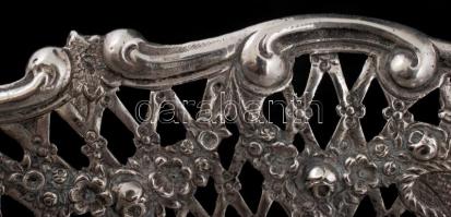 Ezüst (Ag.) áttört antik kosár puttós jelenettel, jelzett(pA), poncolt, jó állapotban, 25×20 cm, net...