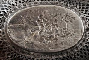 Ezüst (Ag.) áttört antik kosár puttós jelenettel, jelzett(pA), poncolt, jó állapotban, 25×20 cm, net...