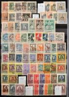 ~156 db régi okmánybélyeg A4-es berakólapon