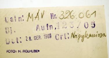 1969 Nagykanizsa, MÁV szerelvény a vasútállomás előtti síneken, fotó: H. Figlhuber, pecséttel jelzet...