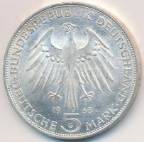 NSZK 1968G 5M Ag "Gutenberg" T:2
FRG 1968G 5 Mark Ag "Gutenberg" C:XF