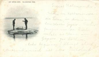 Yellowstone Park, Hot Spring Cone, fishermen (13,9 cm x 8,2 cm) (EB)