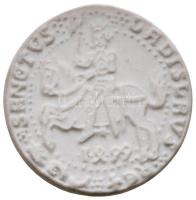 1999. "Szent László" bisquit porcelán jubileumi emlékérem (41mm) T:1