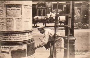 Berlin der Zettelankleber