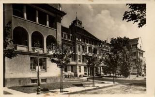 Debrecen, szülészeti és női klinika (fl)